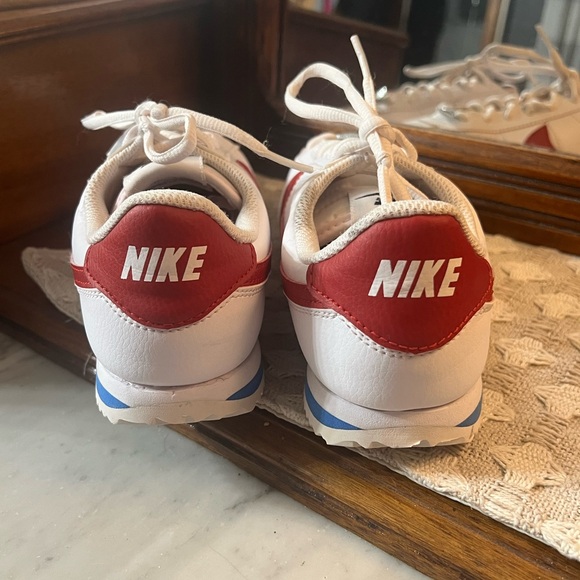 NIKE Classic 1972 Cortez Forrest Gump Sneakers White Red Blue Kids Size 4.5 Y - Picture 5 of 7